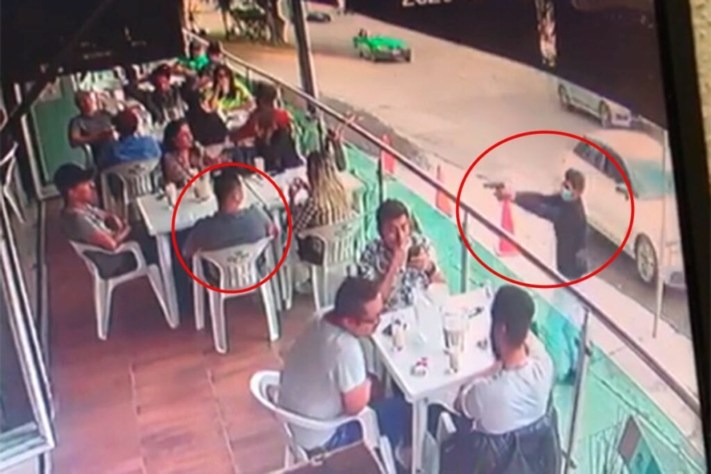 Un hombre fue ejecutado en un restaurante de León, Guanajuato.