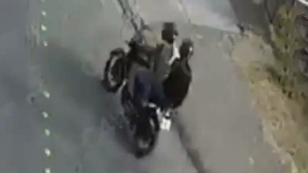 Detienen a dos motosicarios en León (video)