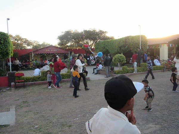 la Dirección General de Fiscalización y Control suspendió 25 eventos de fin de año en León, Guanajuato, de los cuales 21 fueron fiestas y cuatro bailes sonideros a pesar de la pandemia por covid-19.