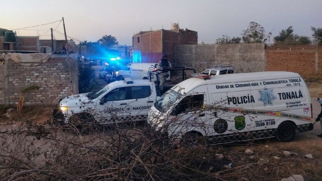 Se registró un ataque armado en una fiesta que se realizaba la tarde de este sábado en el municipio de Tonalá, Jalisco, el cual dejó al menos 11 personas muertas y dos heridas.