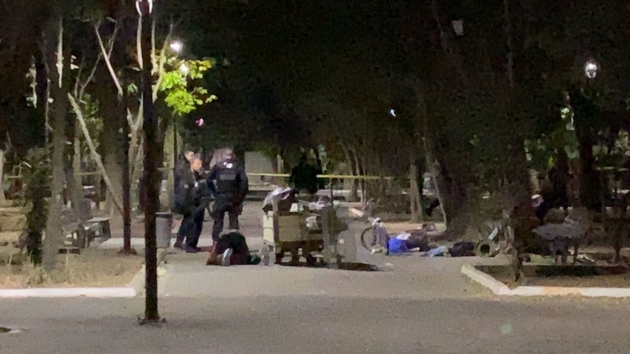 Un comando armado ataca a unos jóvenes, tres fallecieron y dos resultaron heridos de gravedad, en Guadalajara.