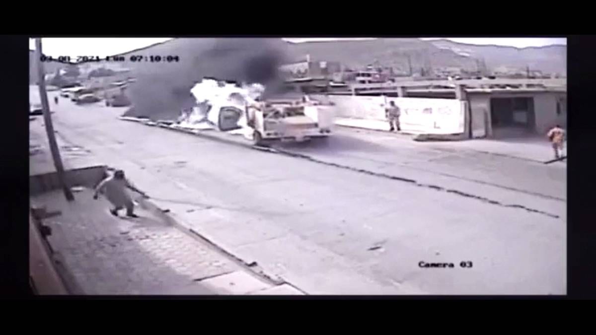 Video Trabajador, atrapado en llamas cuando se incendia su camión