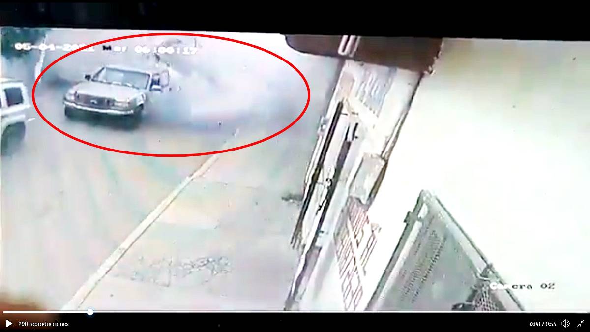 Video explotan fuegos artificiales en arranque de campaña y deja un saldo de 5 heridos