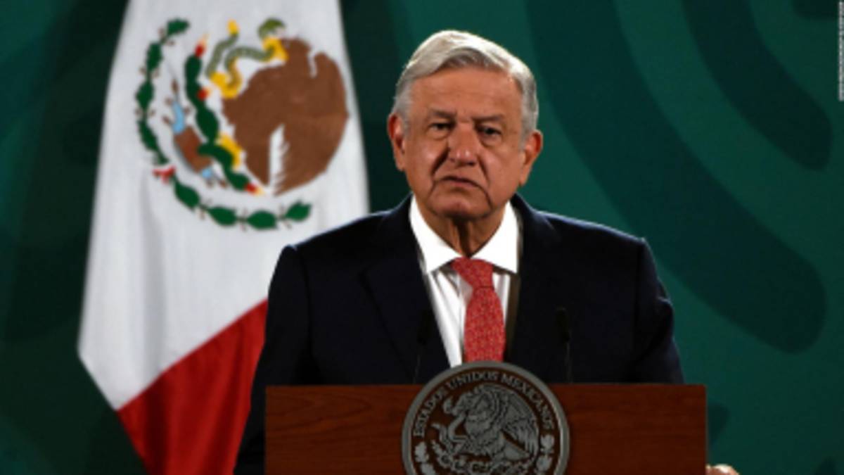 De los cien compromisos de campaña 98 se han cumplido y dos están pendientes reconoció el presidente Andrés Manuel López Obrador, quien admitió que no ha logrado el compromiso de la descentralización gubernamental, lo que atribuyó a la pandemia de COVID-19.