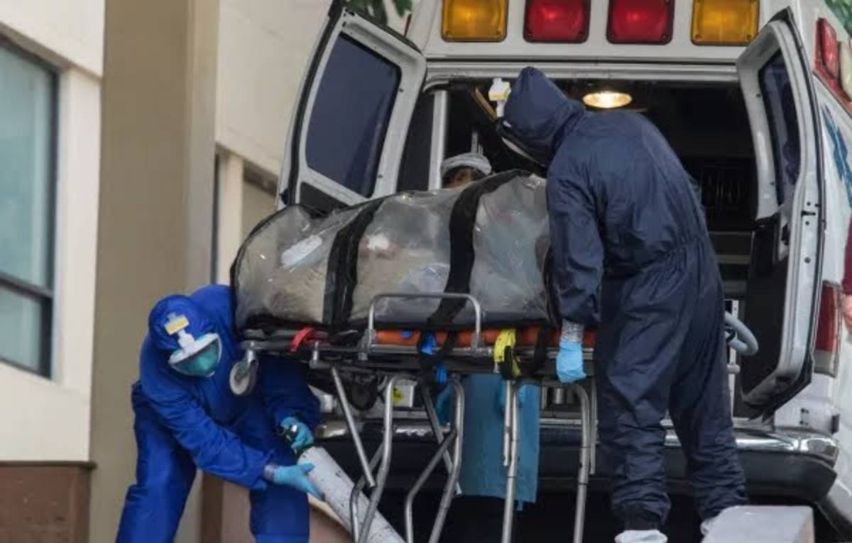 La Secretaría de Salud federal informó que en México se registra un exceso de mortalidad acumulado de 501 mil 917 defunciones derivadas de la pandemia de COVID-19.