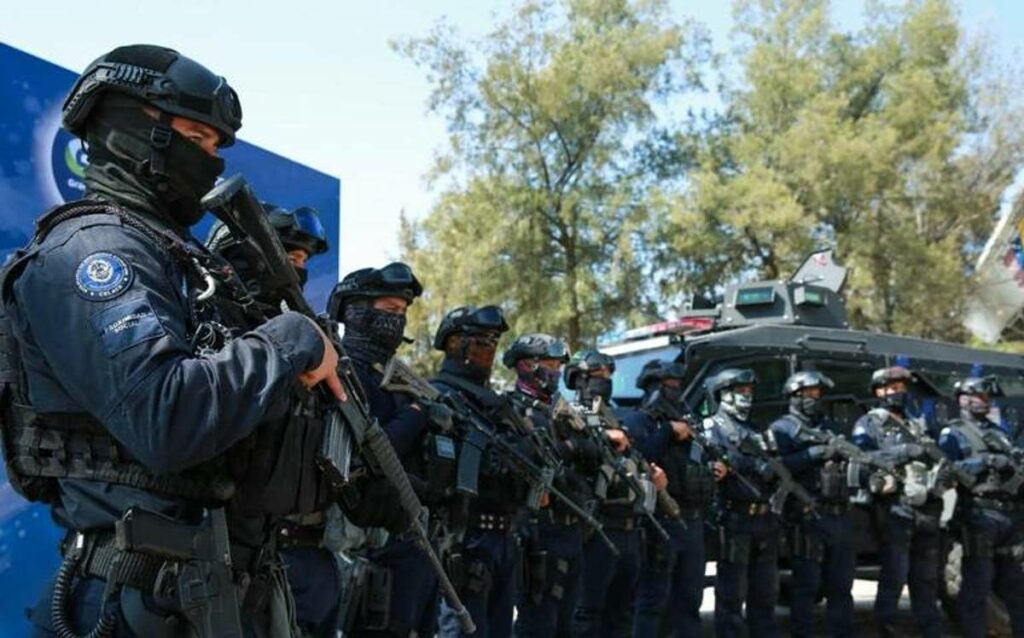Se prevé que para el 2022, el Fondo Estatal de Seguridad en Guanajuato vuelva a contar con 200 millones de pesos, al ser una cantidad suficiente que abarca tanto el tema de capacitación como de equipamiento, señaló Sophia Huett López, secretaria ejecutiva del Sistema Estatal de Seguridad Pública.