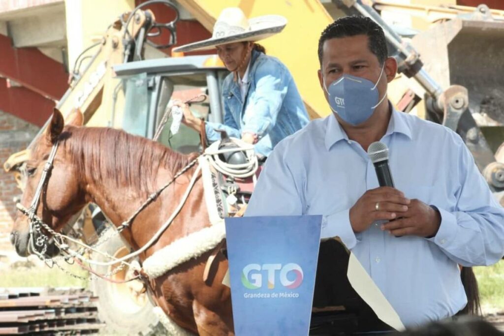 A decir del gobernador Diego Sinhue Rodriguez Vallejo, en el estado “ya se han recuperado 41 mil 600 empleos de los 50 mil que se perdieron durante la pandemia”