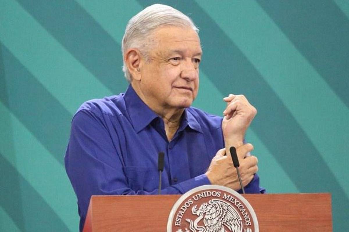 El presidente Andrés Manuel López Obrador advirtió a los legisladores que quienes voten en contra de la su incitativa de reforma constitucional en materia eléctrica serán dados a conocer