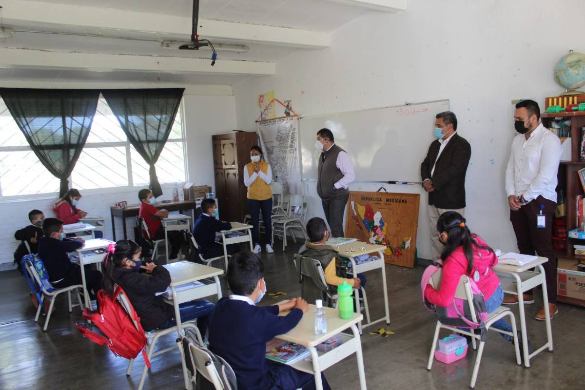 la Secretaría de Educación de Guanajuato, región Noreste, visitó centros educativos, donde además se verificaron los protocolos de sanidad