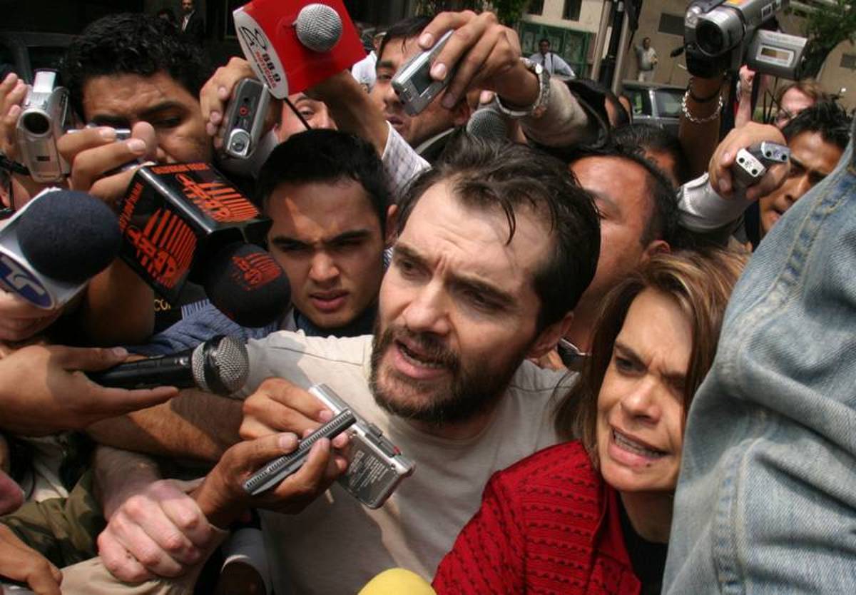 Un juez de Argentina autorizó este miércoles la extradición a México del empresario Carlos Agustín Ahumada Kurtz, quien cuenta con una orden de aprehensión en este país por el delito de fraude genérico.