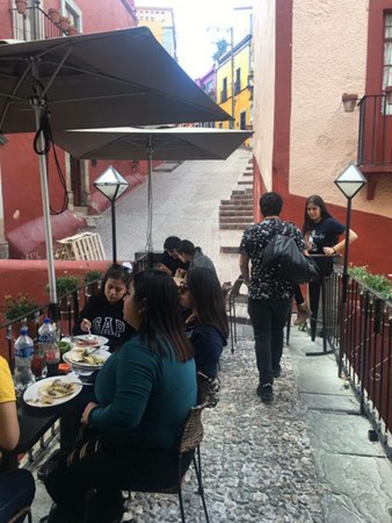 Del 55 por ciento de los restaurantes que obtuvieron un crédito de Fondos Guanajuato, han tenido problemas para pagarlo debido a que no cuentan con dinero suficiente.