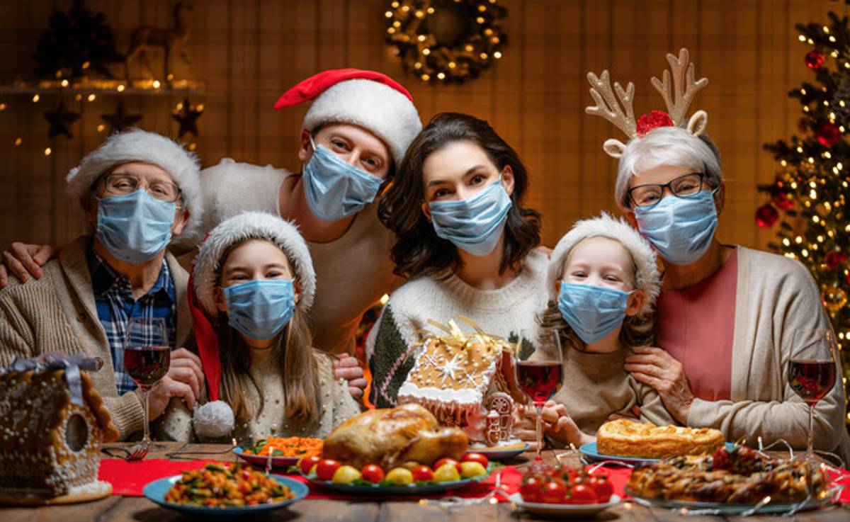 La Secretaría de Salud pide que las reuniones familiares decembrinas sean cautelosas, con prudencia y únicamente la familia nuclear.