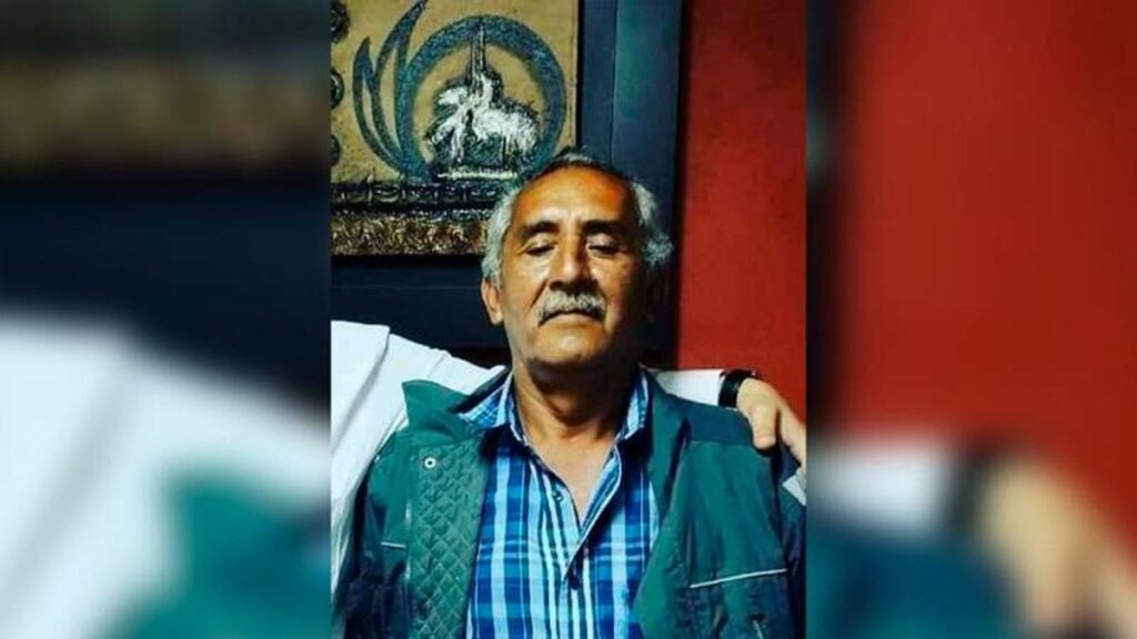 El periodista Roberto Toledo fue asesinado este lunes afuera de las oficinas de Monitor Michoacán, lugar donde laboraba, en el municipio de Zitácuaro, Michoacán.