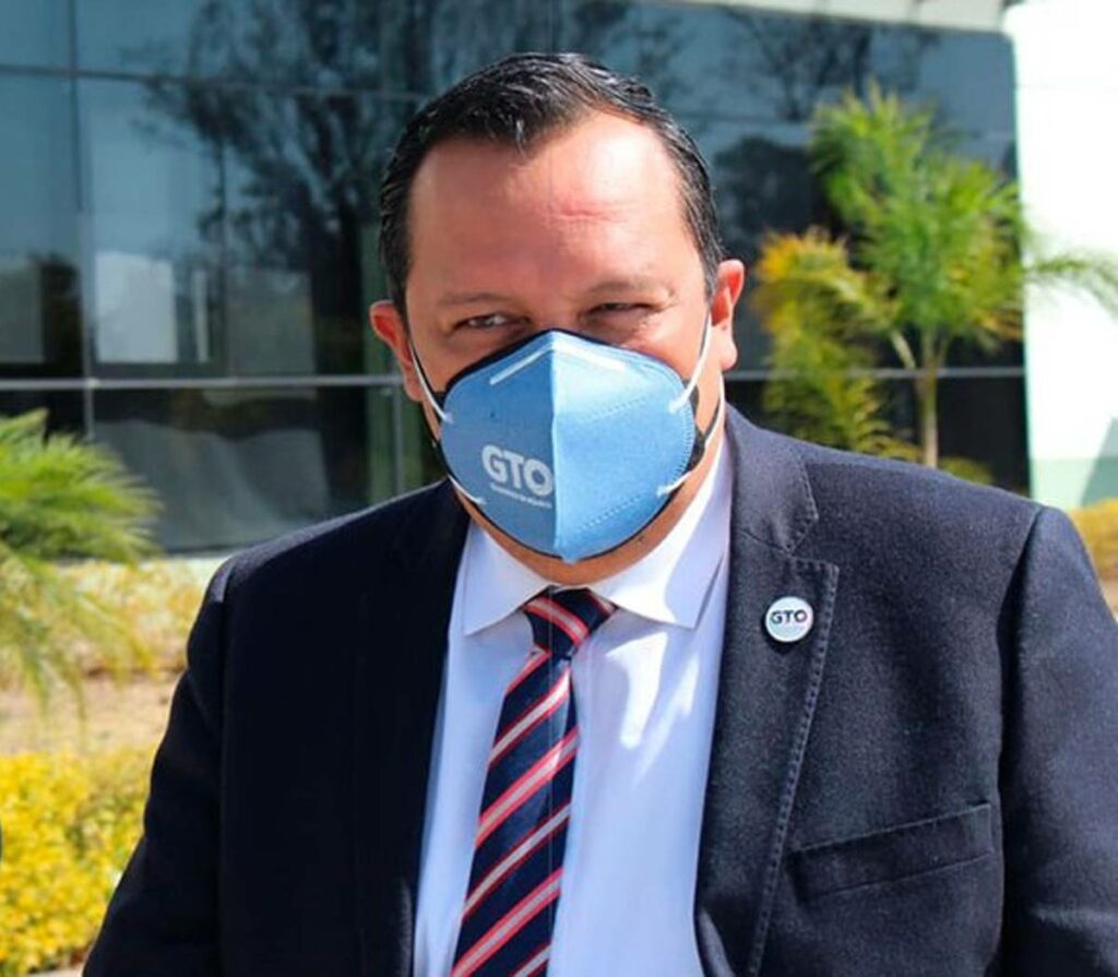 Después del 23 de enero no será posible mantenerse en semáforo verde, sentenció el secretario de Salud de Guanajuato, Daniel Díaz Martínez de acuerdo al comportamiento global de la cuarta ola de Covid-19