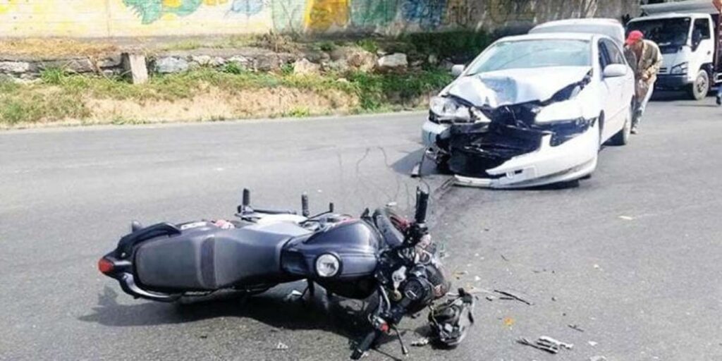Mientras que de enero a noviembre del 2020 se contabilizaron mil 325 muertes por accidentes de tránsito en Guanajuato, durante el mismo periodo del 2021 se presentaron mil 127, lo que representa una baja de 14.94 por ciento