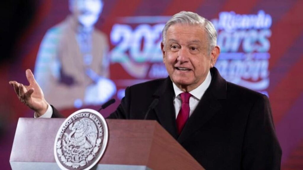 El Centro de Estudios Económicos del Sector Privado (CEESP) advirtió que la política y el discurso divisorio del presidente Andrés Manuel López Obrador disuade y aleja la inversión a la economía mexicana. 