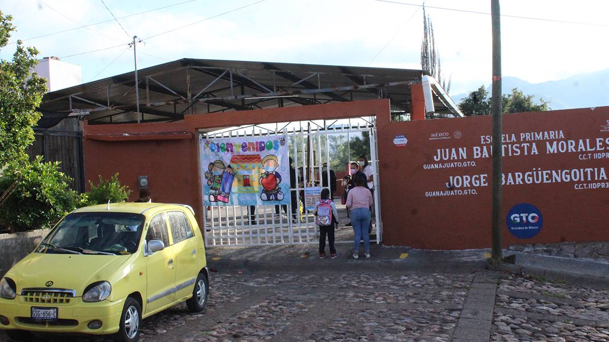 Diputados formularon una iniciativa de reformas y adiciones al Código Penal para el Estado de Guanajuato, mediante la cual se propone que el robo a escuelas y planteles públicos sea considerado un delito penal.