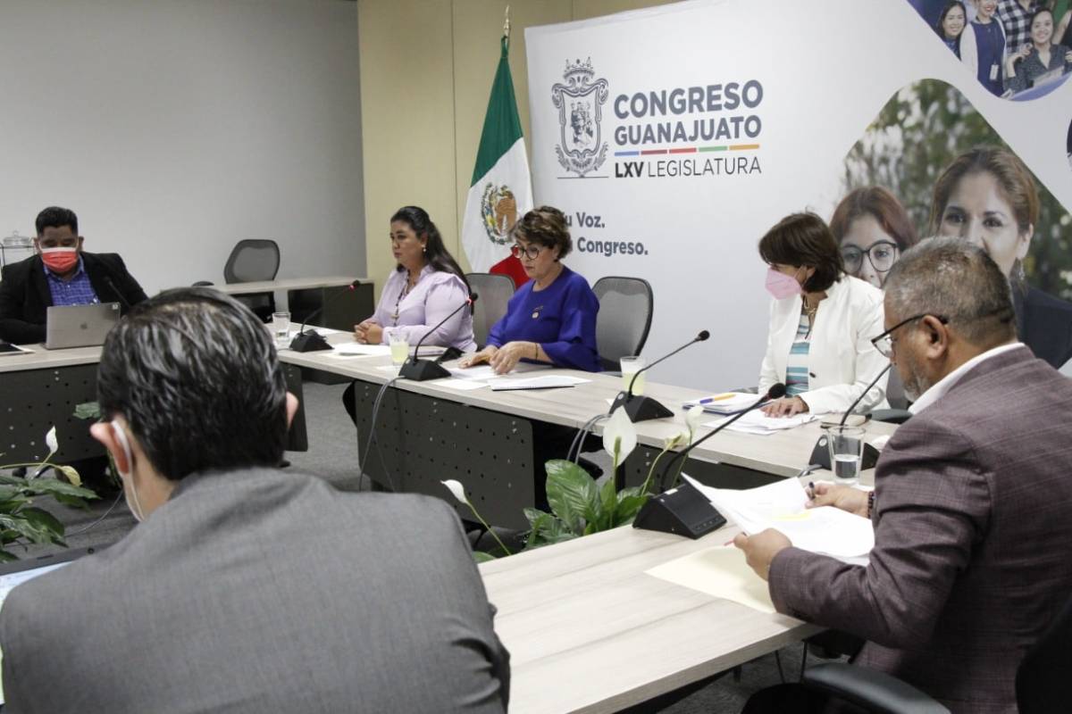 La diputada del PAN, Katya Soto Escamilla, dijo que es necesario seguir levantando la voz para que la federación garantice el suministro de medicamentos para niños con cáncer