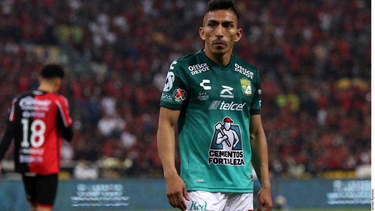 Los Esmeraldas del León reanudaron sus entrenamientos el lunes por la tarde y el ecuatoriano Ángel Mena y el colombiano Yairo Moreno, ya reportaron