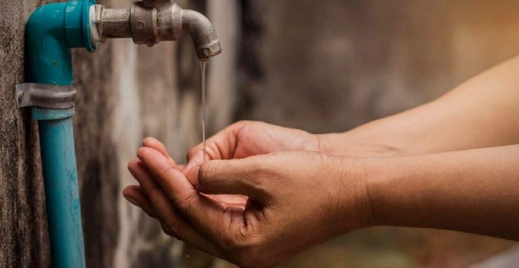 Piden que SAPAL sepa que desde hace dos años vecinos de la colonia Balcones de la Joya en el municipio han padecido la escasez de agua