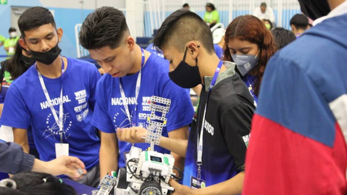 Un par de equipos de Guanajuato representarán a México en la etapa internacional de torneo de robótica,