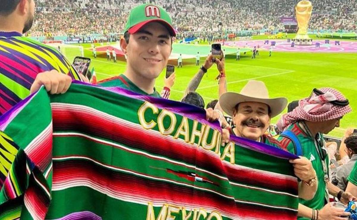 Le llovió a Armando Guadiana, quien presumió fotografías en sus redes sociales con la playera del tricolor y posando en el estadio Lusail en Qatar.