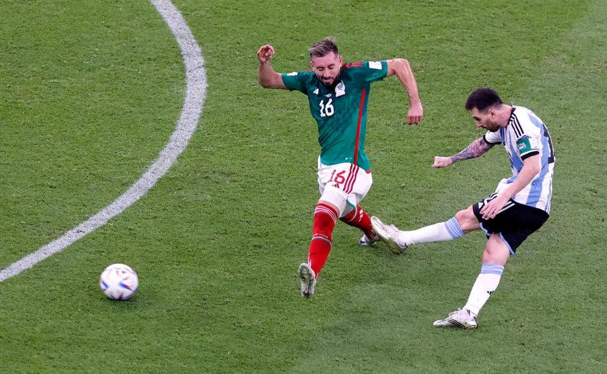 Argentina aprovechó dos pestañeos de México y le ganó por marcador de 2-0, en partido correspondiente a la segunda jornada del grupo C del Mundial Qatar 2022