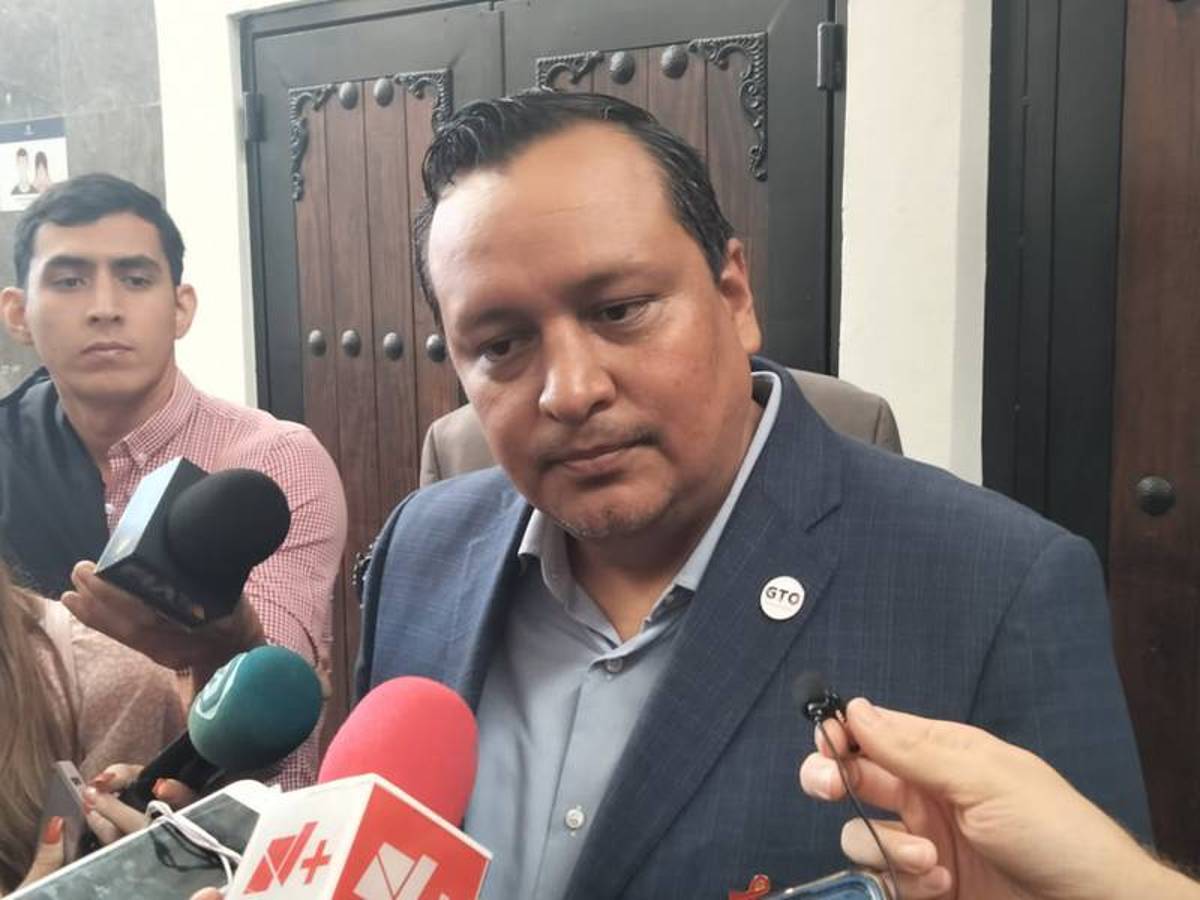Guanajuato informó que analiza los casos de 10 pacientes con parálisis facial atípica en esta entidad