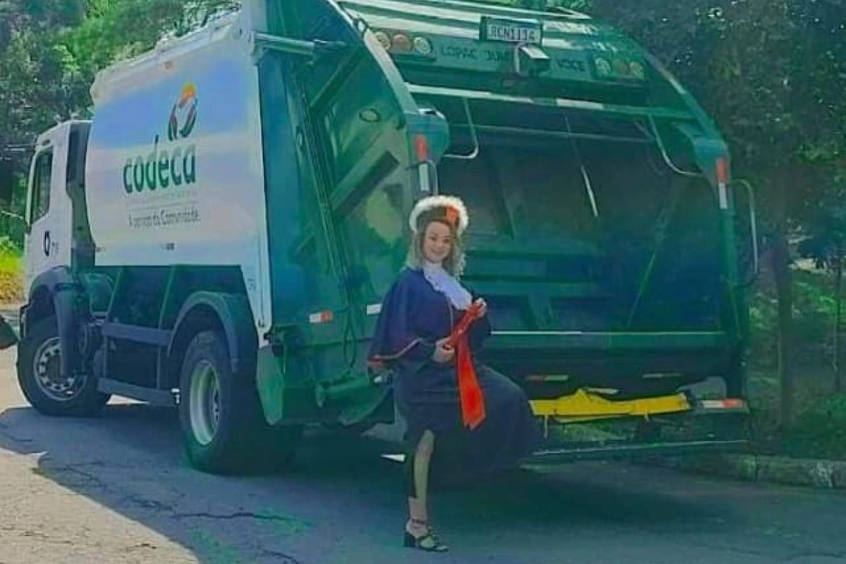 Una mujer exrecolectora de basura se pudo graduar como abogada y su relato se viralizó en las redes sociales