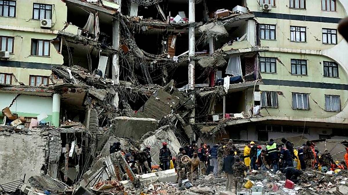 Un nuevo terremoto de magnitud 6.4 sacudió este lunes la provincia de Hatay, Turquía, una de las más afectadas por los sismos del pasado día 6 de febrero