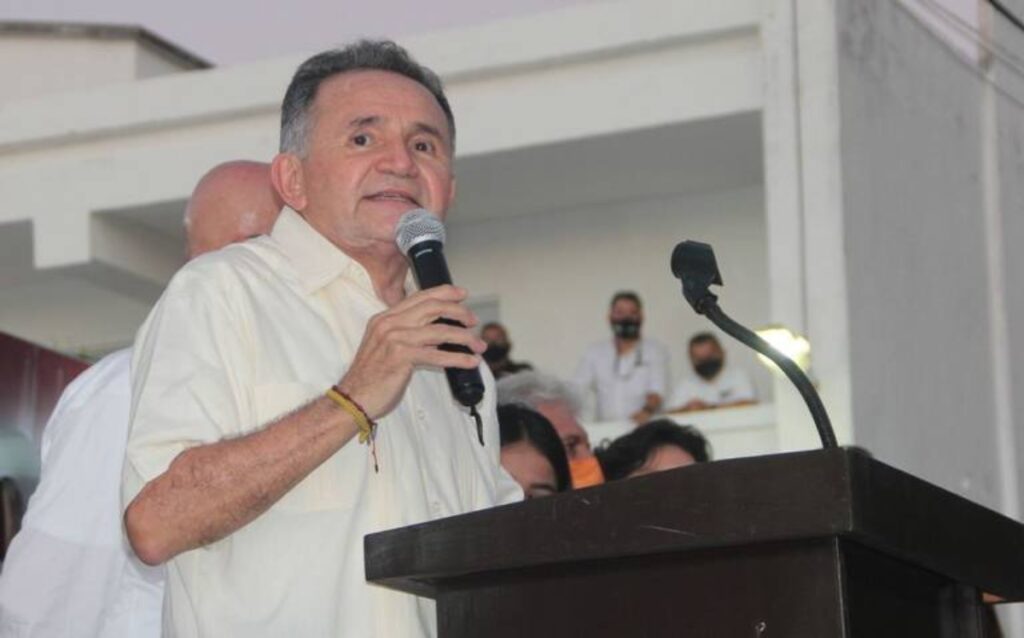 José Luis Pech Galera, hijo del senador y ex candidato a gobernador de Quintana Roo, José Luis Pech Várguez, utilizó la Universidad Politécnica de Quintana Roo para lavar dinero