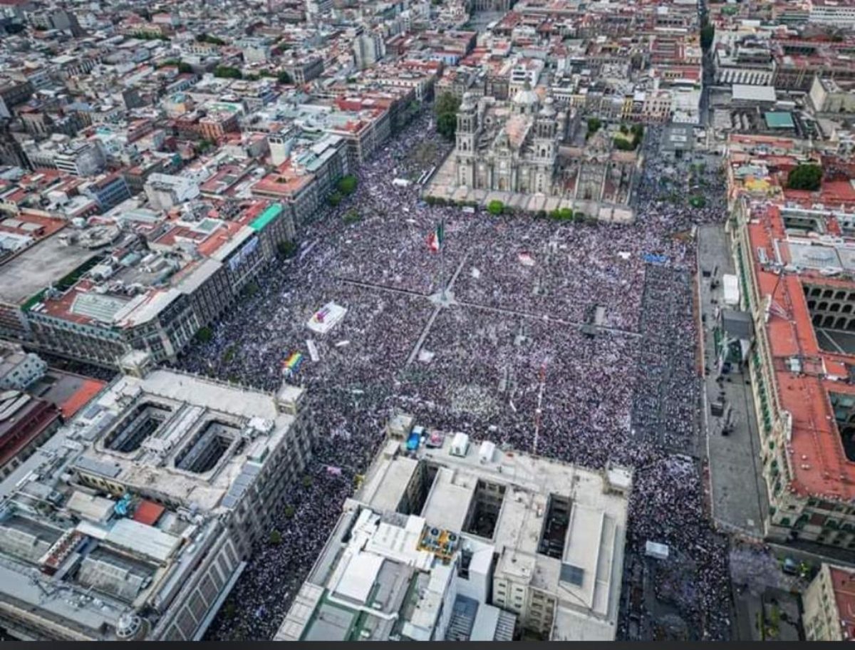 De acuerdo con la Secretaría de Seguridad Ciudana asistieron 500 mil personas a la concentración que convocó este sábado el presidente, Andrés Manuel López Obrador