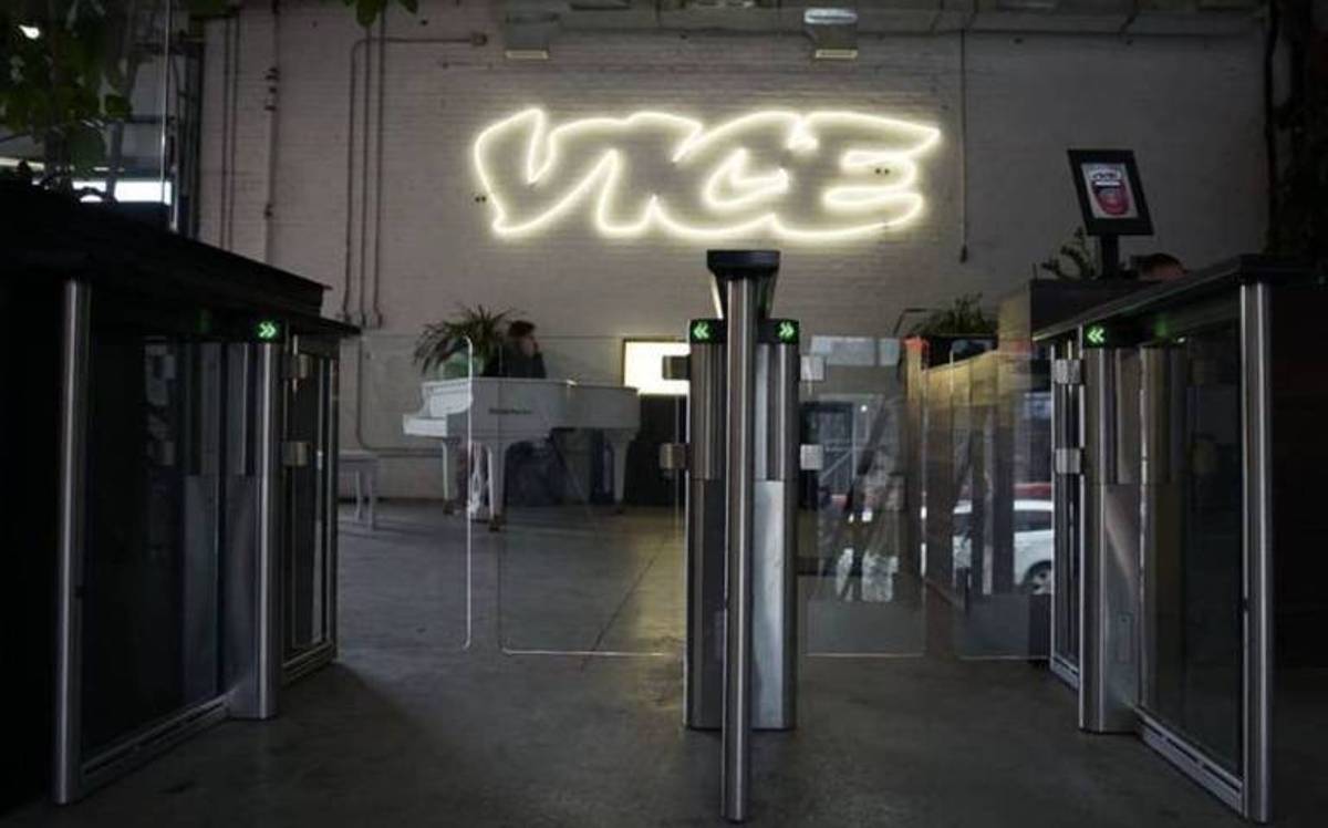 Vice dijo el lunes que se declaró en quiebra para facilitar su venta, un anuncio que el mercado esperaba desde hace unas semanas.