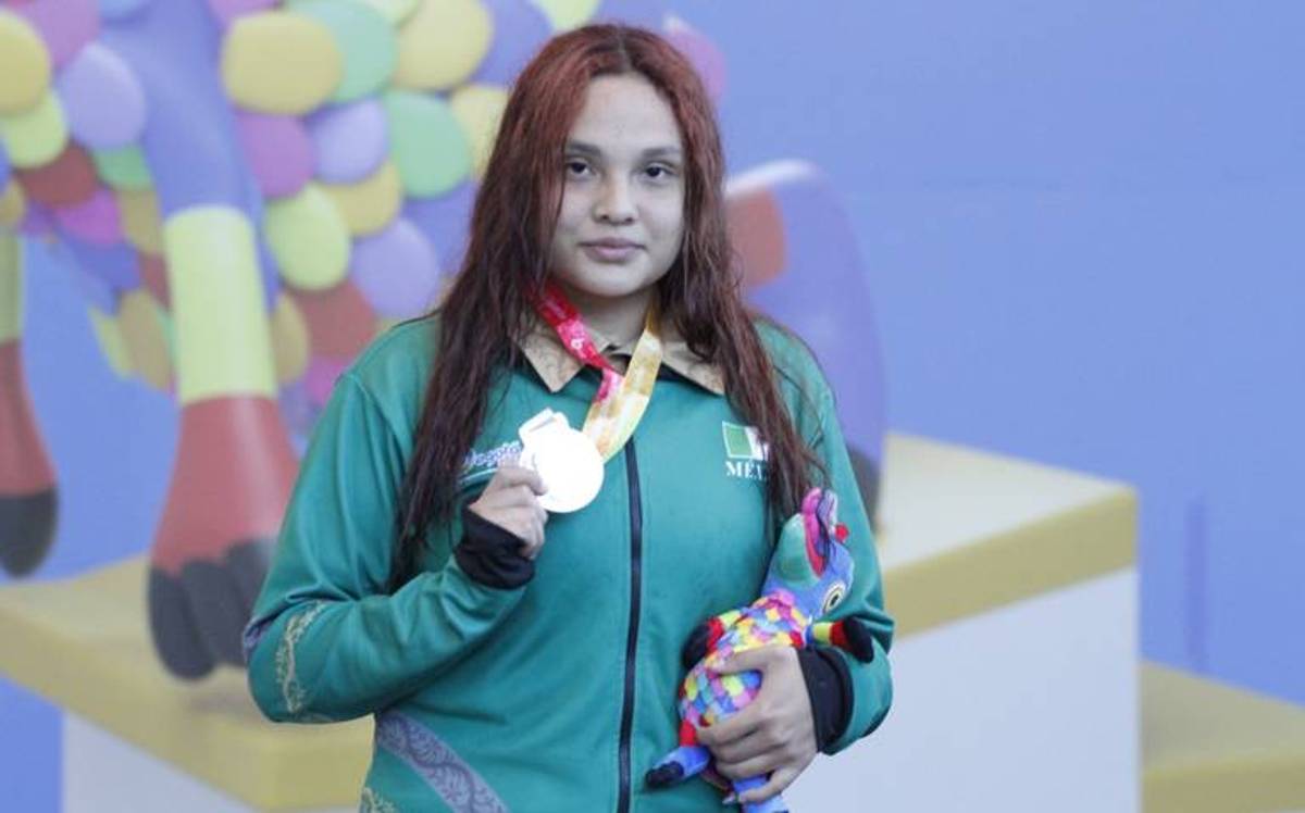 Amelyn Morales, en su primera competencia de talla internacional, ya presume tres medallas.
