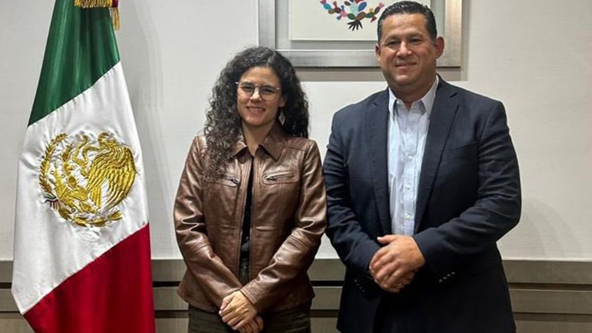 Diego Sinhue Rodríguez, manifestó que su reunión con Luisa Alcalde, fue para buscar darle seguimiento al proyecto ‘Agua Sí para Guanajuato’.