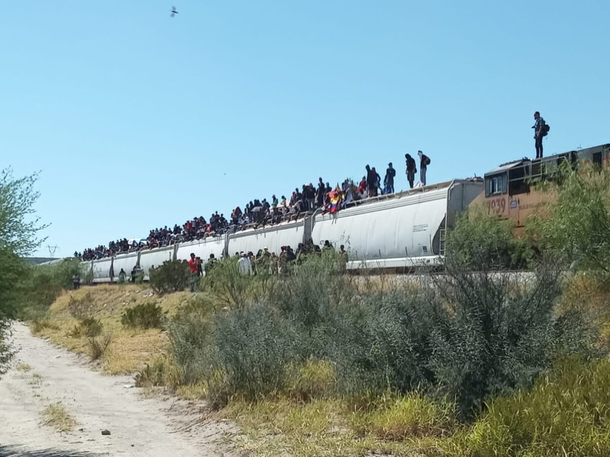 Ferromex de Grupo México informó que tiene detenidos temporalmente y hasta el momento 60 trenes